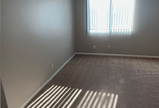 1 bed, 1 bath, 615 sqft, $839, Unit 235
