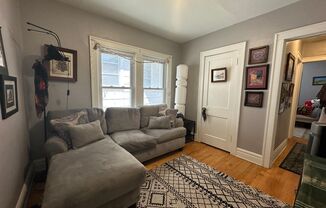 205-207 S Henry St