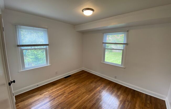 2 beds, 1 bath, $1,850