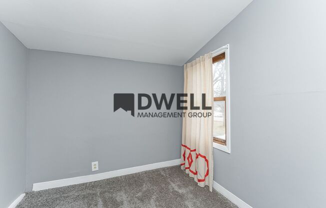 2 beds, 1 bath, 768 sqft, $1,050, Unit 2