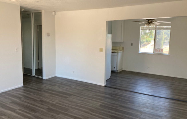 1518 Moorpark Ave #4