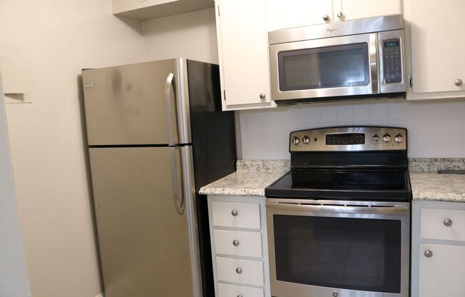 Monteclaire Apartments