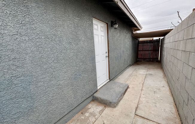 1 bed, 1 bath, $1,000