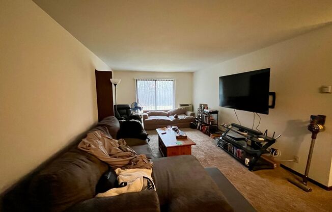 11244 W National Ave