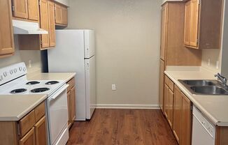 2 beds, 1 bath, 848 sqft, $1,900, Unit 1703