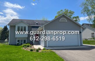 Woodbury House Available July 1st, Meticulously Maintained, Lower Family Room, Back Deck, Pool Access
