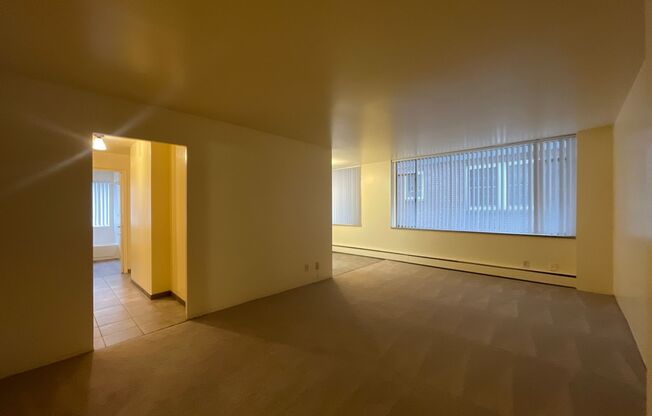 1 bed, 1 bath, 605 sqft, $1,050, Unit 303