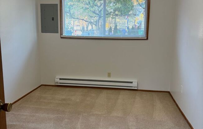 Queens Court Apartments