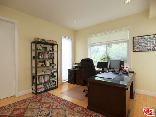 269 N Bundy Dr