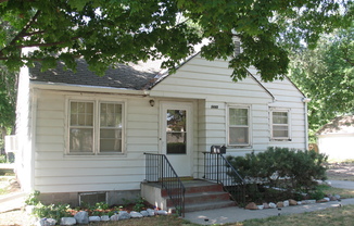 2 Bedroom House For Rent-5445 Huntington Ave.