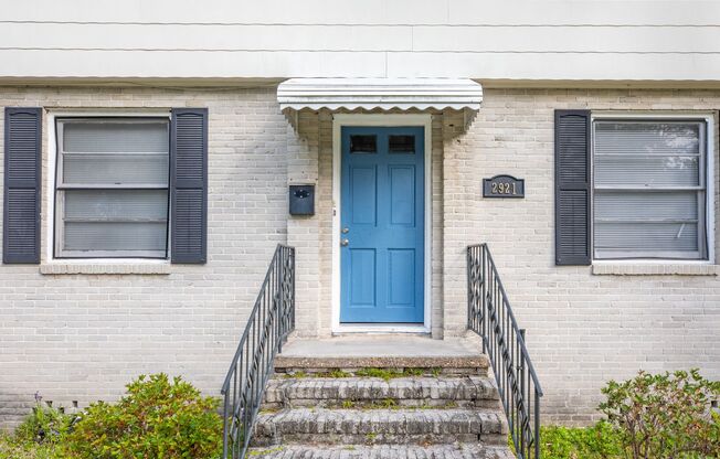 Olga Place 2921