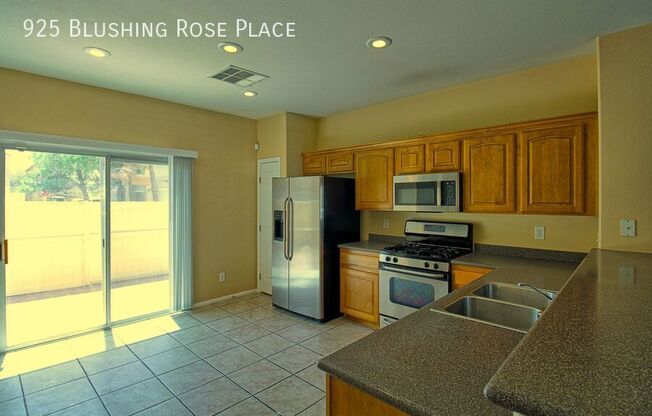 925 BLUSHING ROSE PL