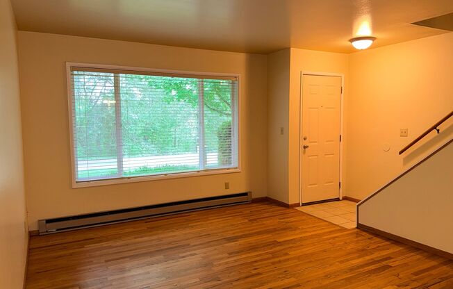 2 Bedroom Townhouse in Milwaukie