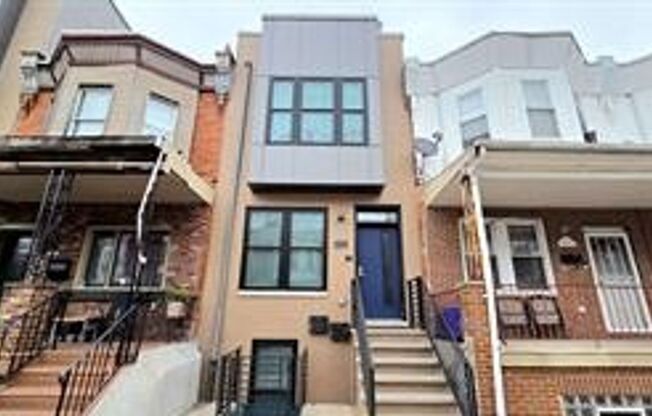 Malcolm X Park 3bd/3bth Bi-Level