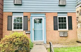 207 Walnut Hill Rd