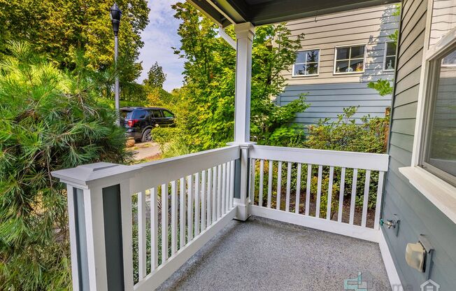 Beautiful 3 Bed/3 Bath Home!