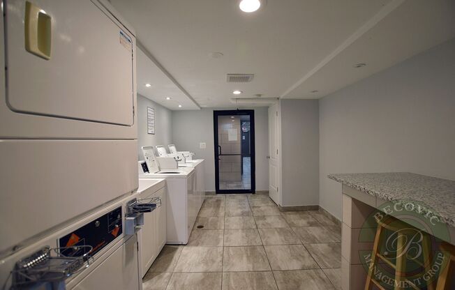 Studio, 1 bath, 374 sqft, $1,475, Unit 3D