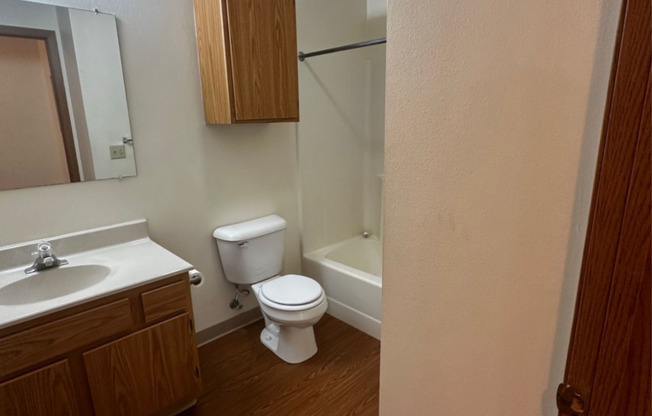 1 bed, 1 bath, 786 sqft, $1,150