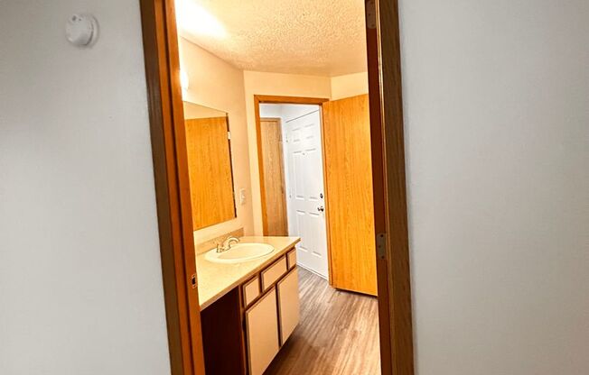 1 bed, 1 bath, 660 sqft, $1,250, Unit W - 043