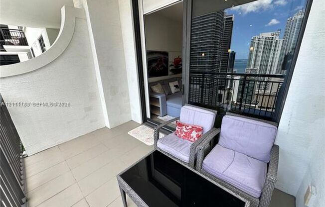 1 bed, 1 bath, $3,500, Unit # 2910