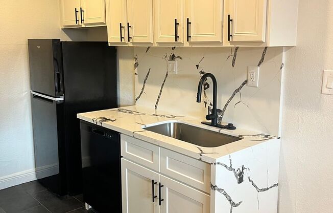 1 bed, 1 bath, 725 sqft, $1,399, Unit 1504-07