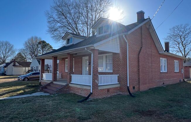 Completely Renovated Lakeside Gem: Modern 3-Bedroom Home with Expansive Outdoor Living
