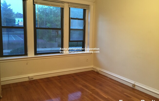 17-19 Washington St.