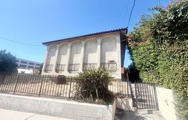 3 beds, 2.5 baths, 1,277 sqft, $2,800, Unit 5