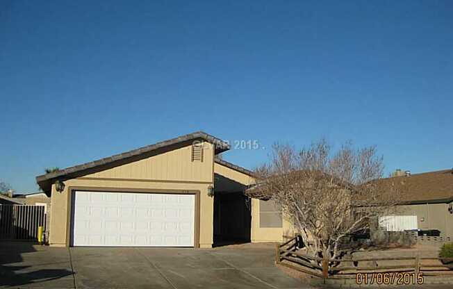Four-Bedroom Home in Henderson!
