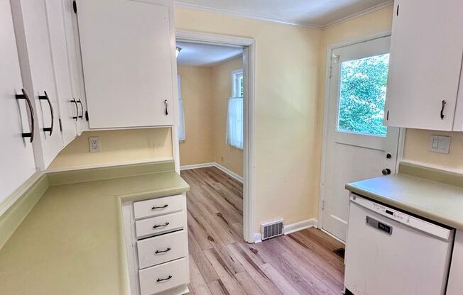 Charming 3bed/2bath House!