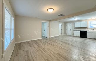 3 beds, 1 bath, $1,095