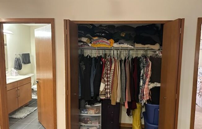 Building 6 Apartments