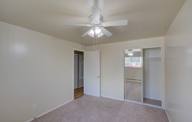 2 beds, 1 bath, 832 sqft, $1,550, Unit 115