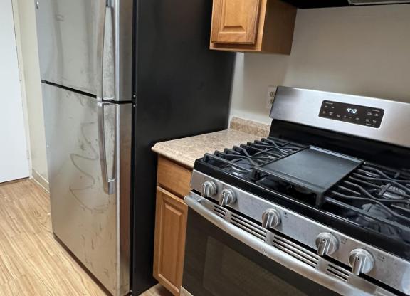 1 bed, 1 bath, 720 sqft, $1,700