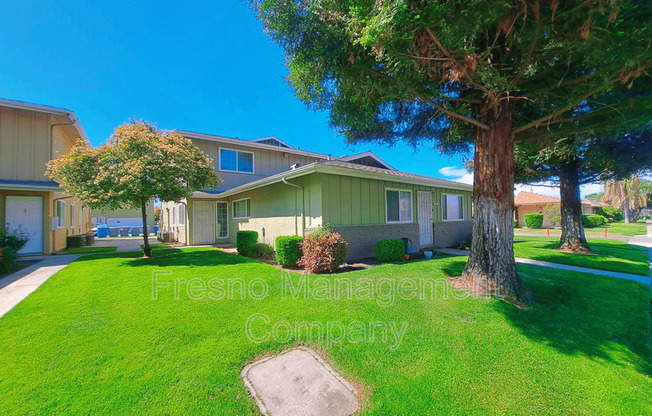 496 W ALAMOS AVE