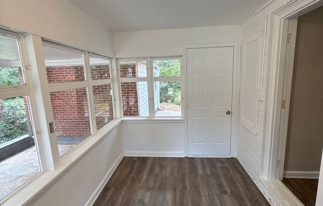 2 bed 1 bath in Decatur!