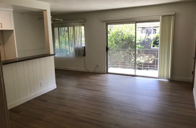 628 E CEDAR AVE