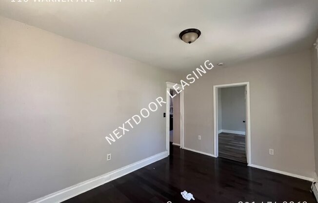 110 WARNER AVE