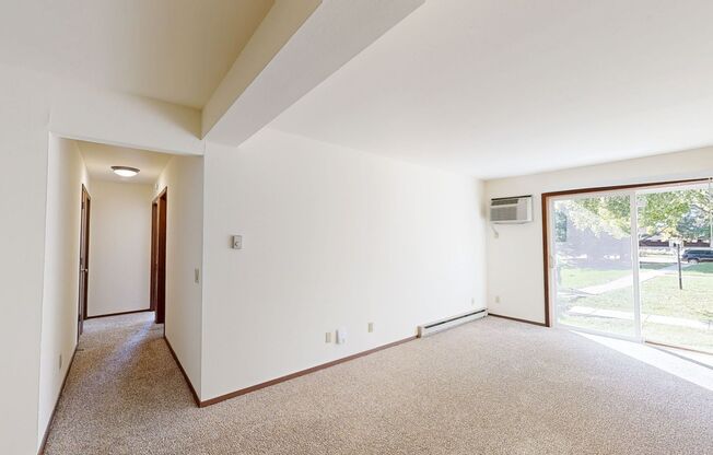 2 beds, 1 bath, 980 sqft, $1,750, Unit 7740CB