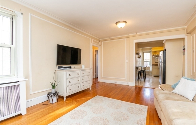 1 bed, 1 bath, 722 sqft, $2,600, Unit 603