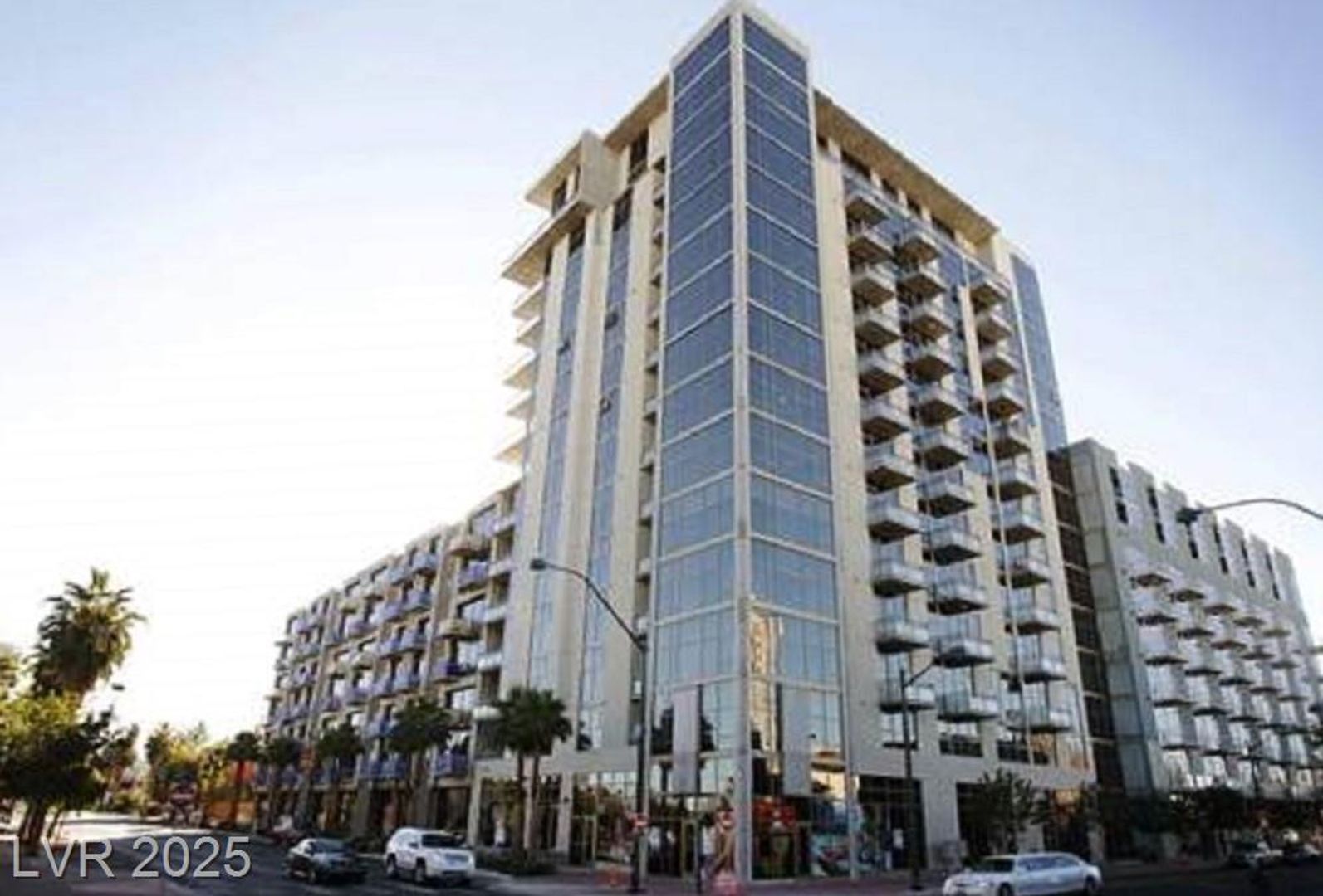 Perfection Plus +++ Enjoy the elevated lifestyle offered at The Juhl!