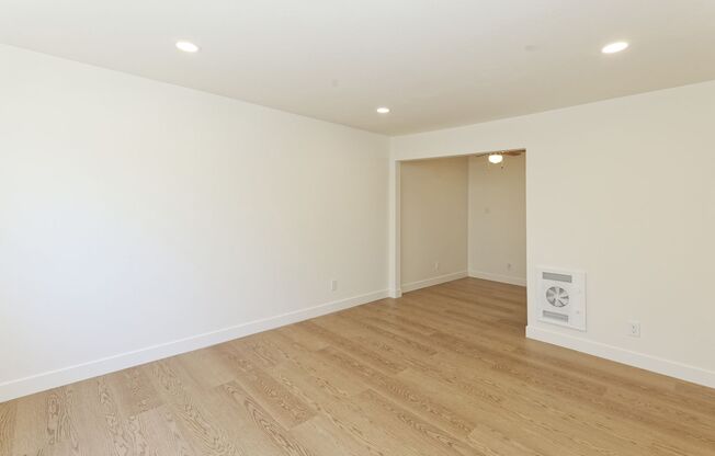 1 bed, 1 bath, 565 sqft, $2,095, Unit 210