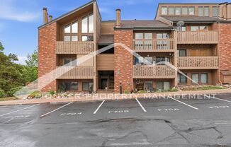 Spacious Condo with Washer/Dryer and Central AC