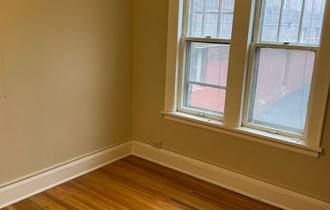 1 bed, 1 bath, 564 sqft, $1,019, Unit 211