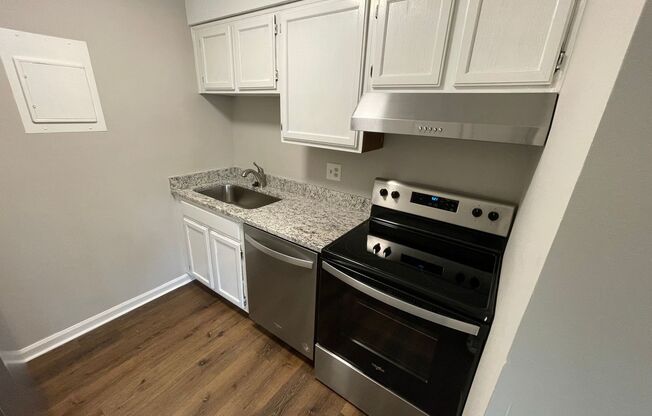 1 bed, 1 bath, 650 sqft, $1,295, Unit #7
