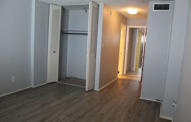 2 beds, 2 baths, $1,850, Unit Unit 501