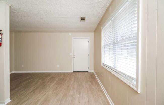 1 bed, 1 bath, 750 sqft, $1,400, Unit A6