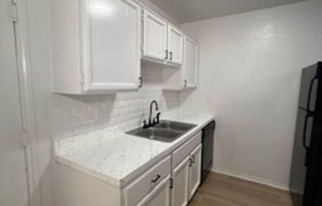 3 beds, 2 baths, 1,147 sqft, $1,795, Unit 11615A