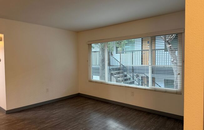 2 beds, 2 baths, 1,000 sqft, $3,105, Unit B058