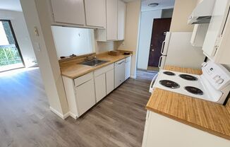 1 bed, 1 bath, $2,350, Unit 6